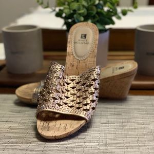 White Mountain Sandal SZ 8.5